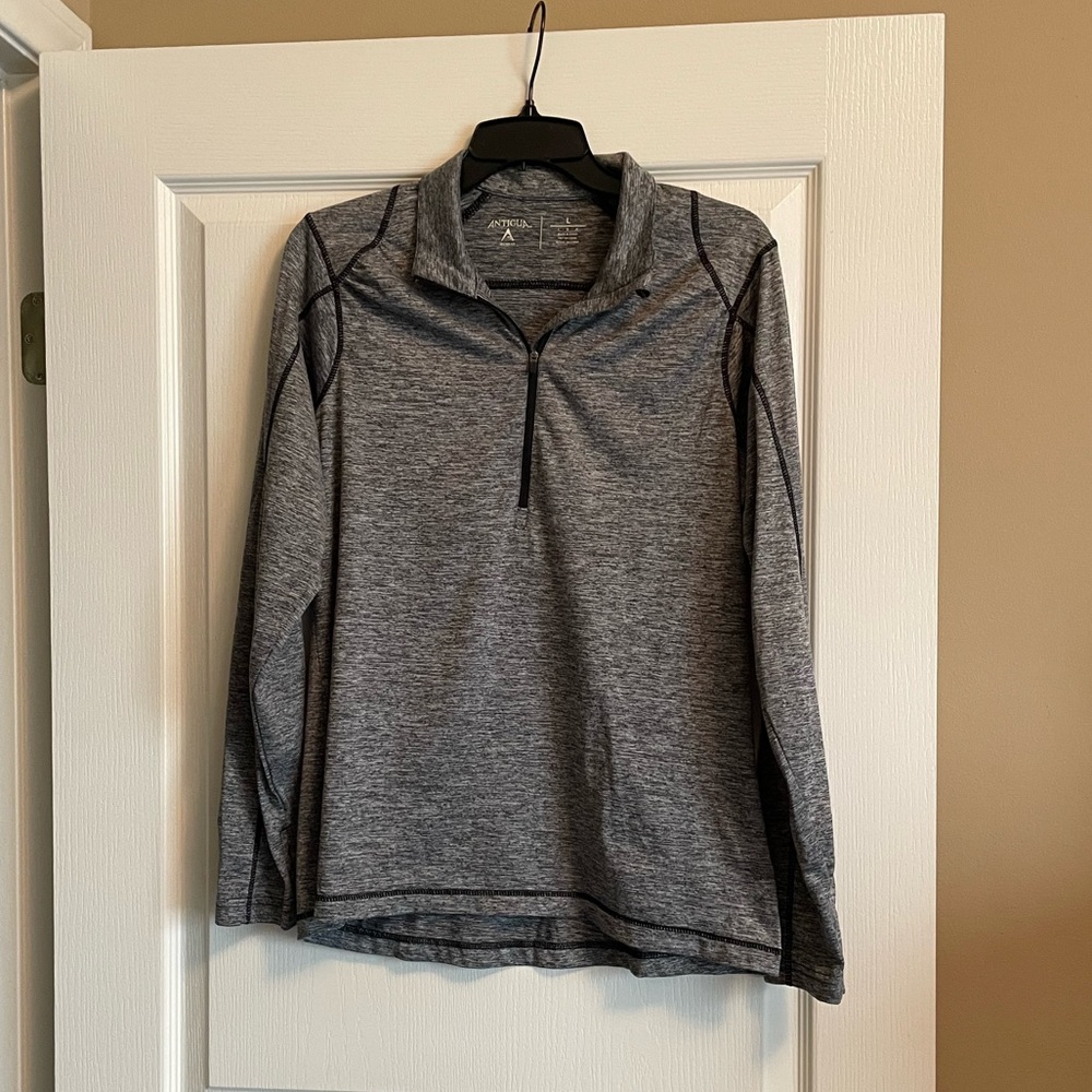 Antigua work out shirt with thumb holes!